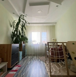 Продажа 3-комн квартиры на вторичном рынке Новгородский пр-кт,  д. 7,  к. 2