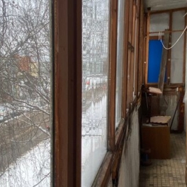 Продажа 1-комн квартиры на вторичном рынке Кириши, ул Нефтехимиков,  д. 29