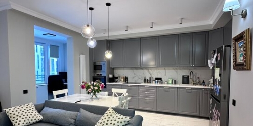 3-комн квартира Новолитовская улица,  д. 10