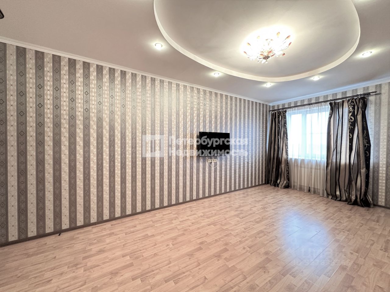 Продажа 2-комн квартиры на вторичном рынке Богатырский проспект, 59к3