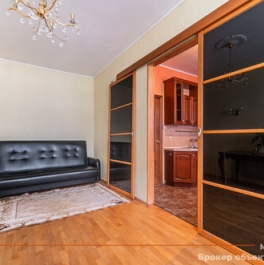 Аренда 4-комн квартиры на вторичном рынке Выборгская набережная,  д. 27/6