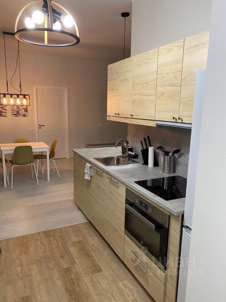 Аренда 2-комн квартиры на вторичном рынке 1-я Советская улица, 12