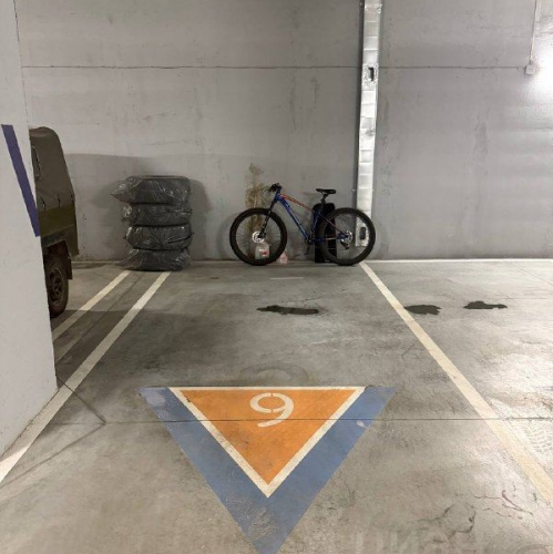 Гараж/парковка Парашютная улица,  д. 79 к1