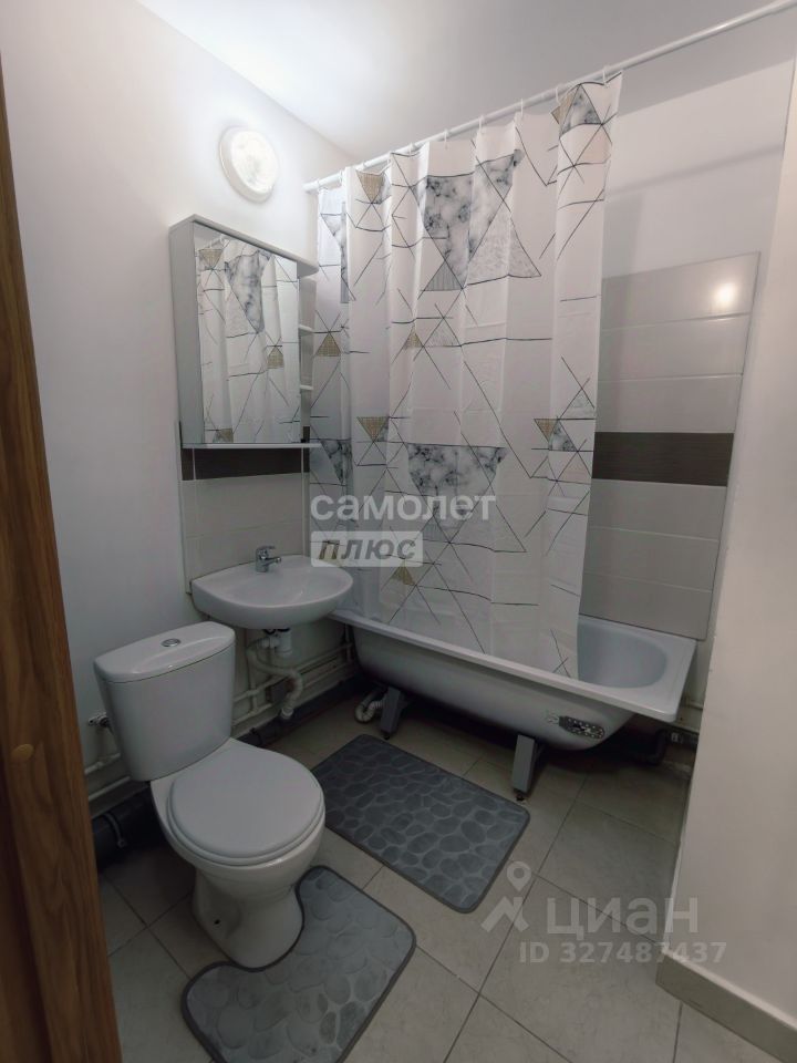 Аренда 1-комн квартиры на вторичном рынке Колпино, улица Севастьянова, 28к1