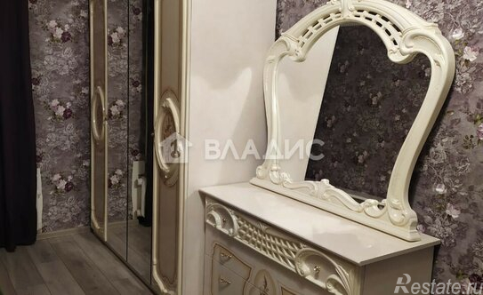 Продажа 3-комн квартиры на вторичном рынке улица Мира,  д. 31