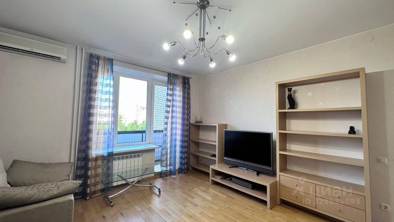 Продажа 4-комн квартиры на вторичном рынке улица Веденеева, 8к1