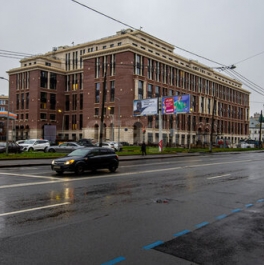 Продажа 2-комн квартиры на вторичном рынке Миргородская улица