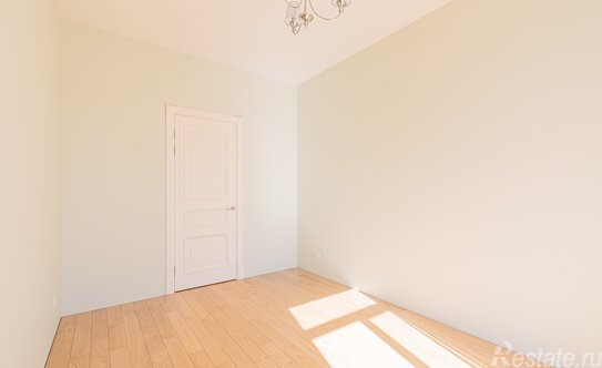 Продажа 2-комн квартиры на вторичном рынке улица Гастелло,  д. 10