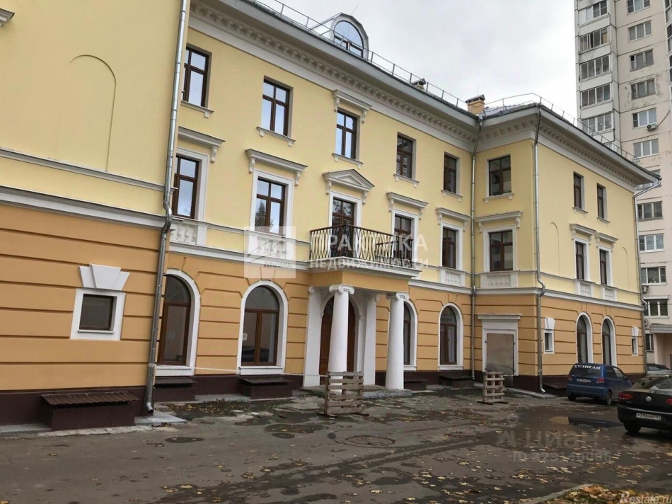 Продажа отдельного здания улица Чистова,  д. 10