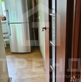 Продажа 2-комн квартиры на вторичном рынке Славы пр-кт,  д. 40,  к. 4