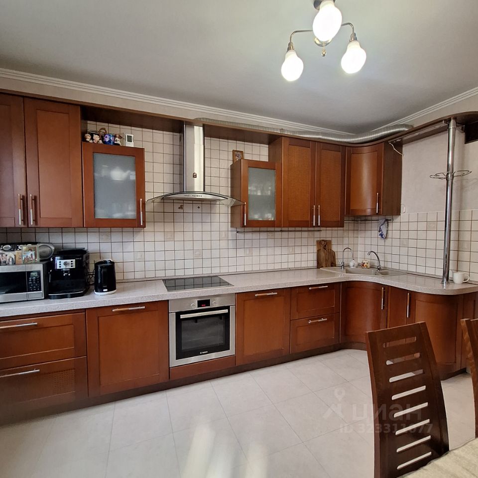 Продажа 3-комн квартиры на вторичном рынке Королев, проезд Макаренко, 1