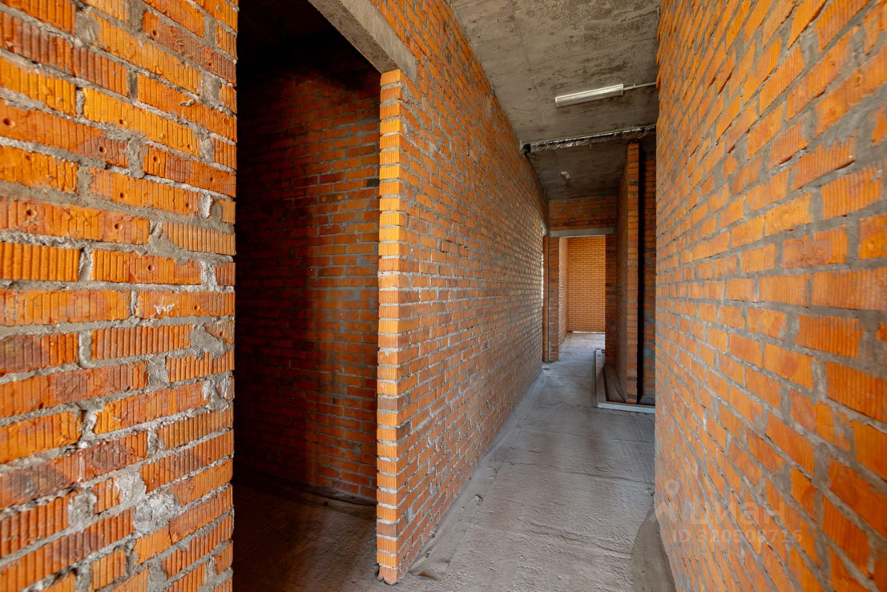 Продажа 3-комн квартиры на вторичном рынке улица Ефремова, 19к3