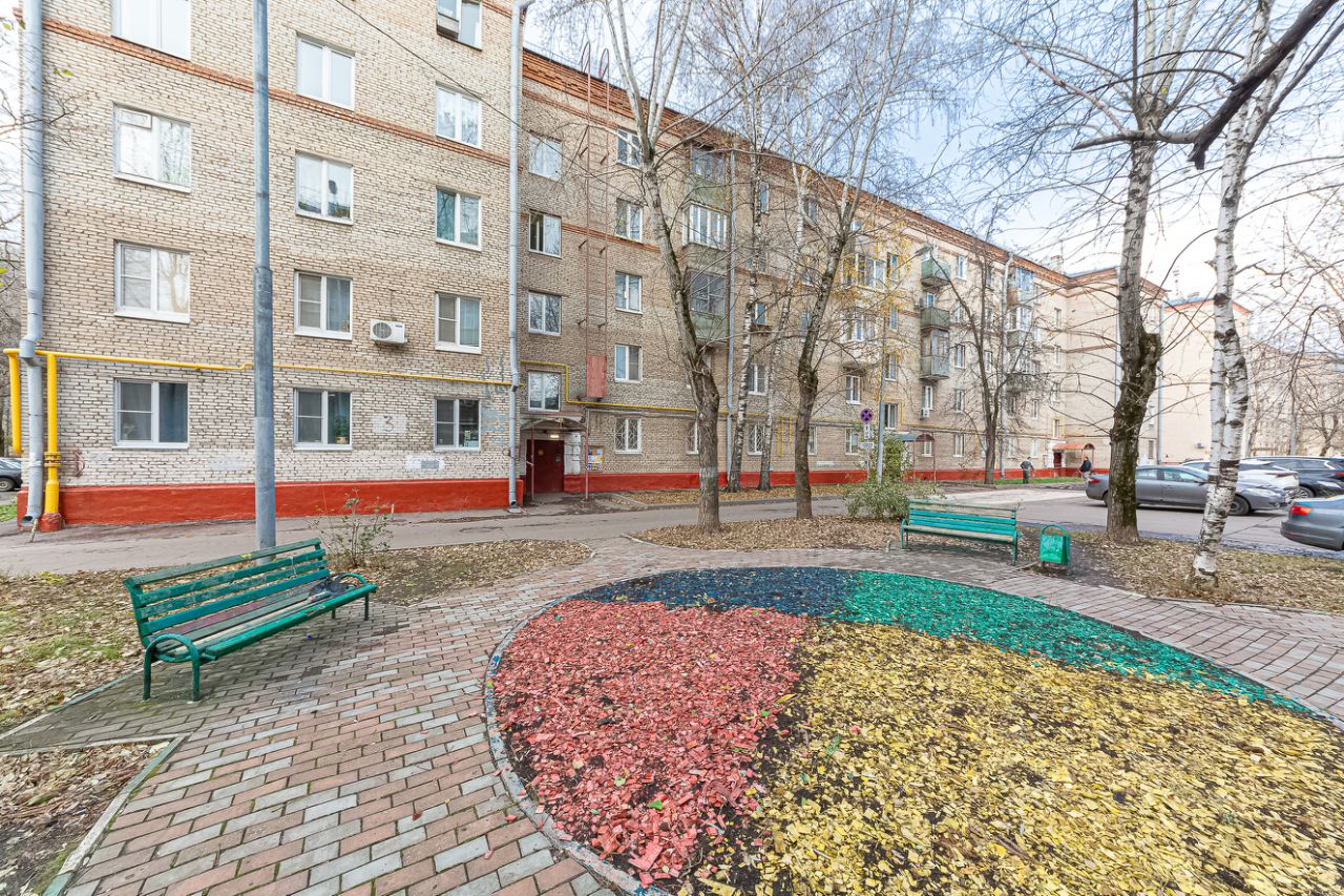 Продажа комнаты Перовская улица, 26К3