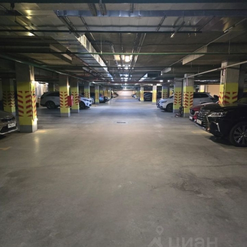 Гараж/парковка пр-кт Королёва,  д. 65