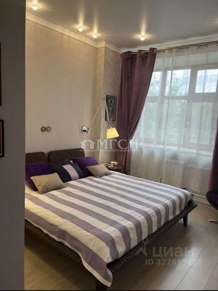 Продажа 2-комн квартиры на вторичном рынке улица Усачева, 29К7