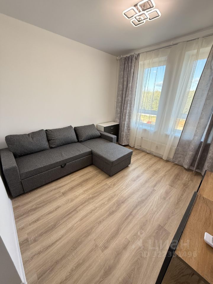 Аренда 2-комн квартиры на вторичном рынке д. Коробово, улица Авиаторов, 10