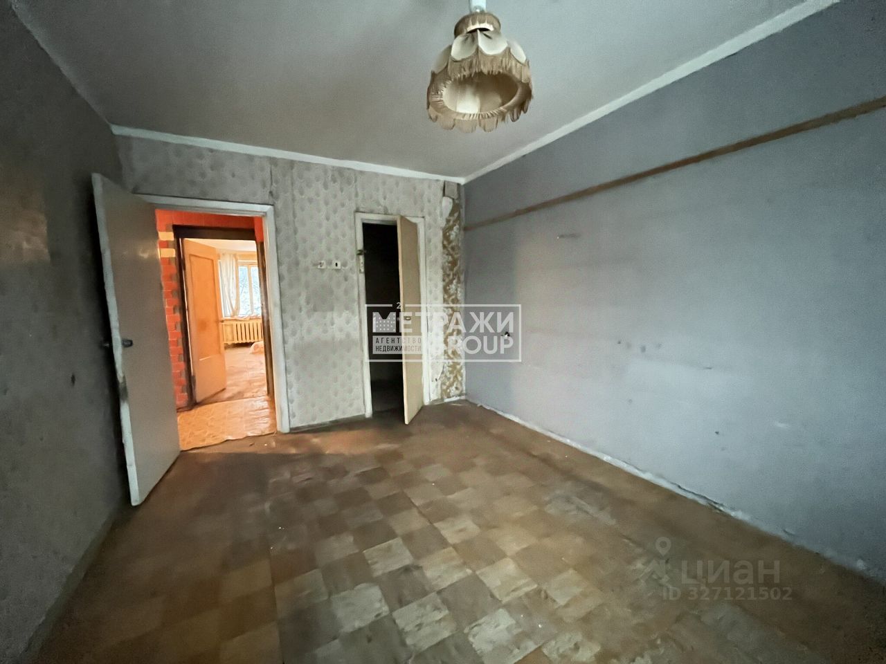 Продажа 2-комн квартиры на вторичном рынке Первомайский мкр, Октябрьская улица, 6