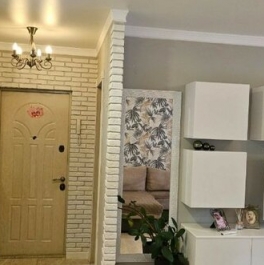 Продажа 4-комн квартиры на вторичном рынке Каргопольская улица,  д. 13 к1