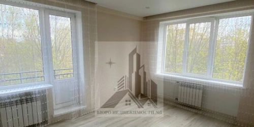 3-комн квартира ул Ленсовета,  д. 60