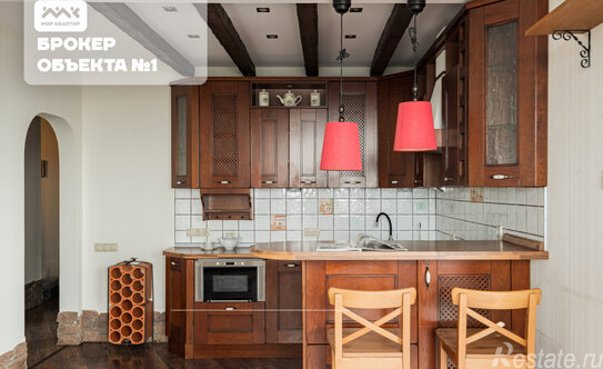 Продажа 2-комн квартиры на вторичном рынке Новолитовская улица,  д. 4