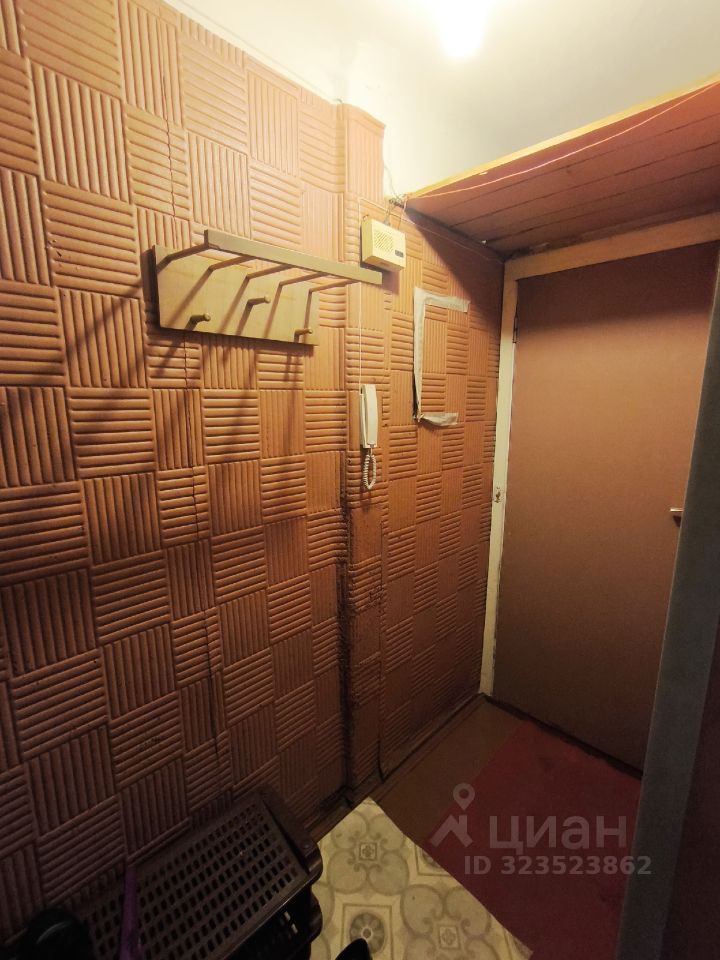 Продажа 1-комн квартиры на вторичном рынке Павлово пгт, Невская улица, 9