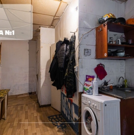 Продажа 4-комн квартиры на вторичном рынке Синопская набережная,  д. 28