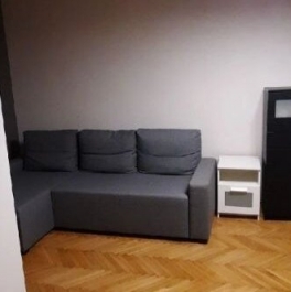 Продажа 1-комн квартиры на вторичном рынке улица Девятая Рота,  д. 9 с1