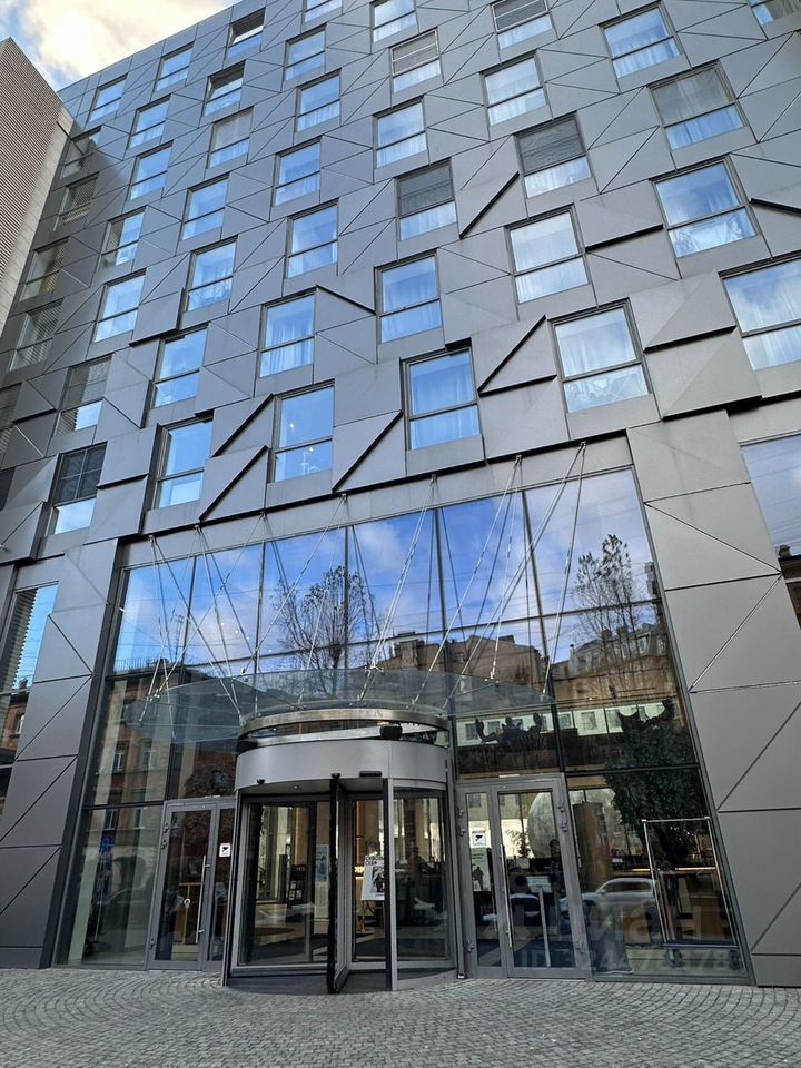 Аренда 2-комн квартиры на вторичном рынке Социалистическая улица, 21