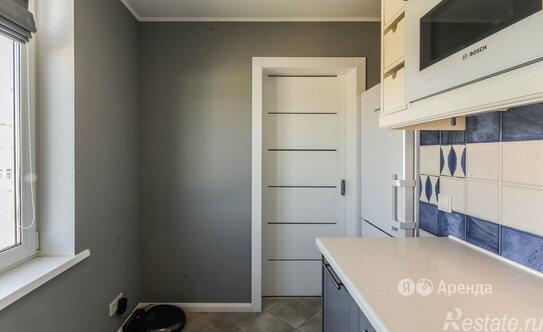 Аренда 3-комн квартиры на вторичном рынке 8 Марта ул,  д. 13