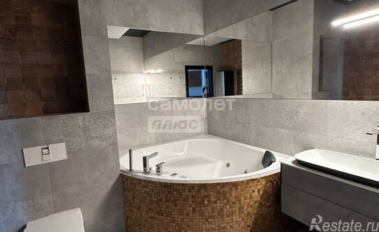 Продажа 3-комн квартиры на вторичном рынке Ломоносовский пр-кт,  д. 25,  к. 5 стр 2