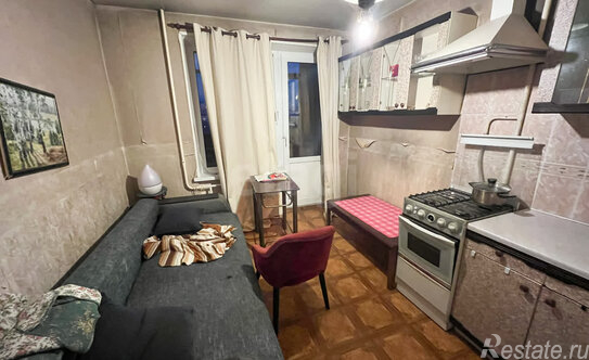 Продажа 1-комн квартиры на вторичном рынке ул Героев Панфиловцев,  д. 37,  к. 4