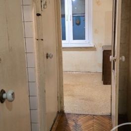 Продажа 3-комн квартиры на вторичном рынке Широкая улица,  д. 1 к1
