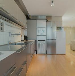 Продажа 3-комн квартиры на вторичном рынке Пархоменко пр-кт,  д. 19,  к. 1