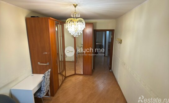 Продажа 2-комн квартиры на вторичном рынке Октябрьская улица,  д. 33