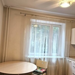 Продажа 2-комн квартиры на вторичном рынке ул Климашкина,  д. 10