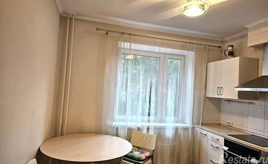 Продажа 2-комн квартиры на вторичном рынке ул Климашкина,  д. 10