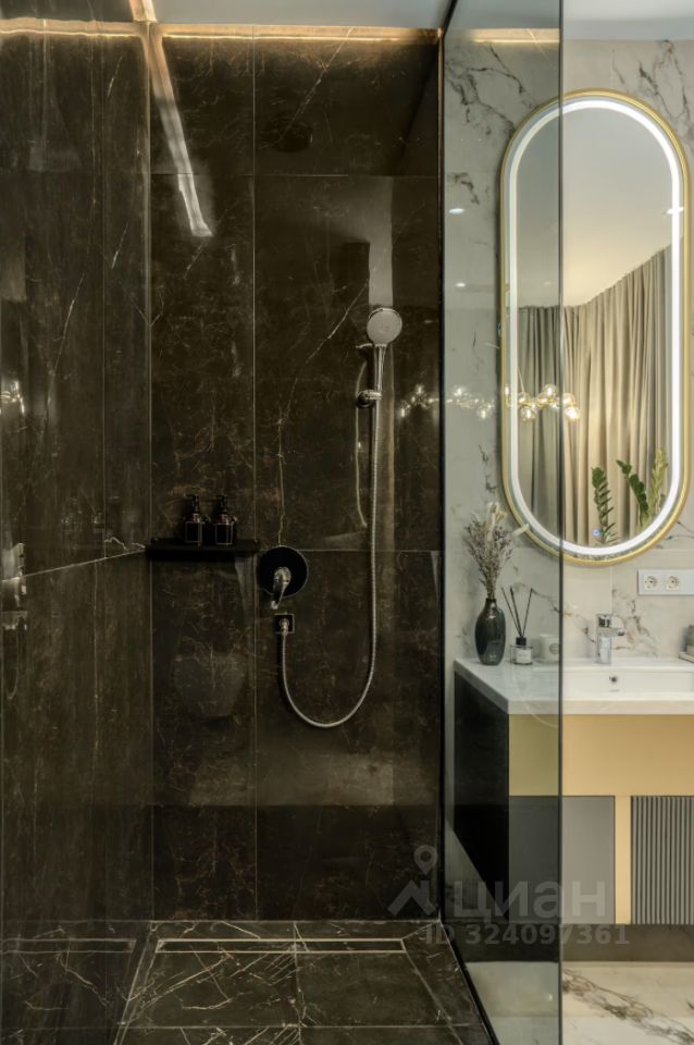 Продажа 3-комн квартиры на вторичном рынке Верхняя улица, 22