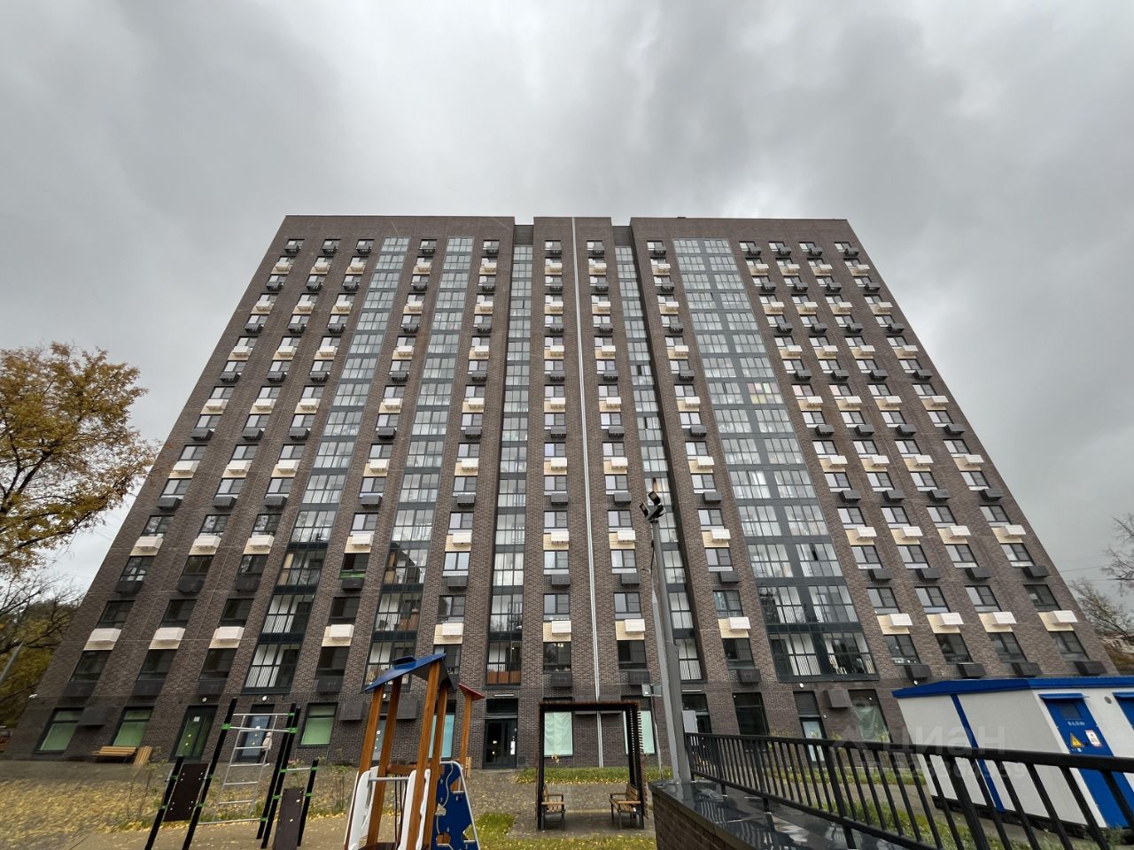 Продажа 2-комн квартиры на вторичном рынке Никитинская улица, 5