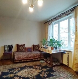 Продажа 2-комн квартиры на вторичном рынке улица Лёни Голикова,  д. 14