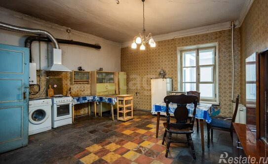 Продажа 4-комн квартиры на вторичном рынке Реки Мойки наб,  д. 82