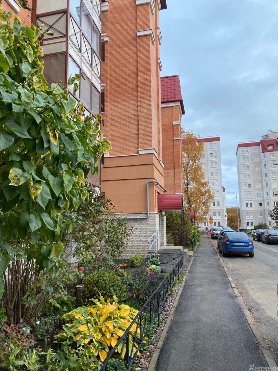 Продажа 1-комн квартиры на вторичном рынке Коннозаводский пер,  д. 2