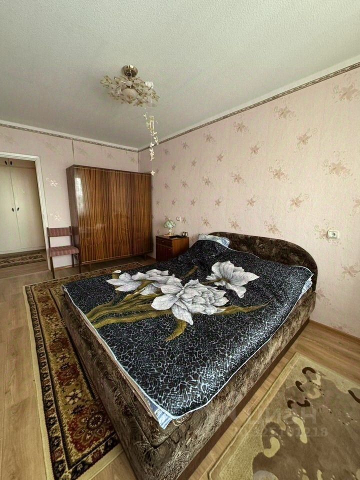 Продажа 3-комн квартиры на вторичном рынке пос. Житково, улица Центральная, 33