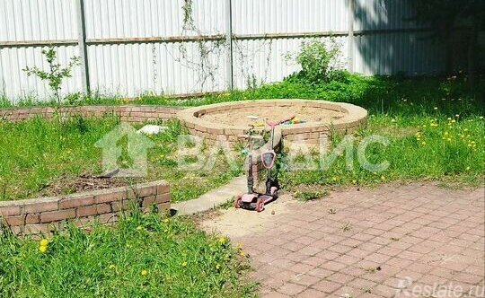 Продажа 2-комн квартиры на вторичном рынке Любимовка, Санаторная улица,  д. 16