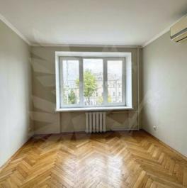 Продажа 3-комн квартиры на вторичном рынке Комсомольский проспект,  д. 17