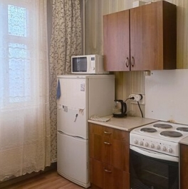 Продажа 1-комн квартиры на вторичном рынке улица Мусы Джалиля,  д. 32 к1