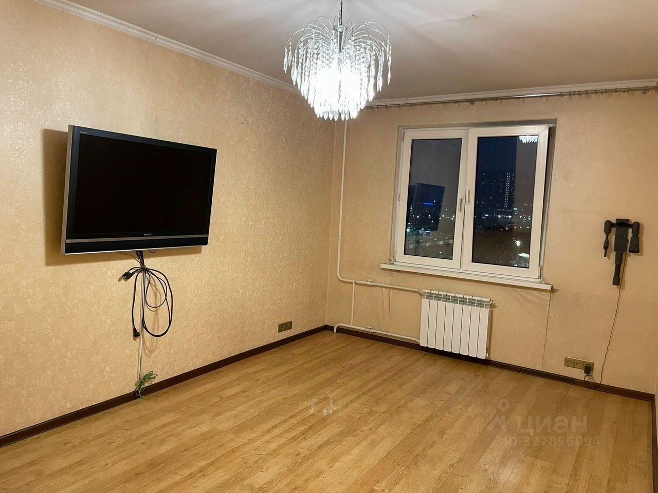 Продажа 3-комн квартиры на вторичном рынке улица Ярослава Гашека, 24к1