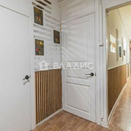 Продажа 4-комн квартиры на вторичном рынке Советская 8-я ул,  д. 47
