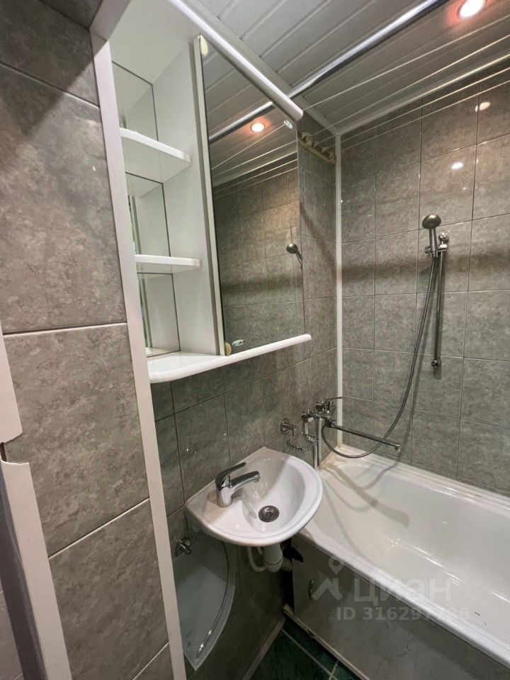 Продажа 2-комн квартиры на вторичном рынке д. Лосево, улица Новая, 2