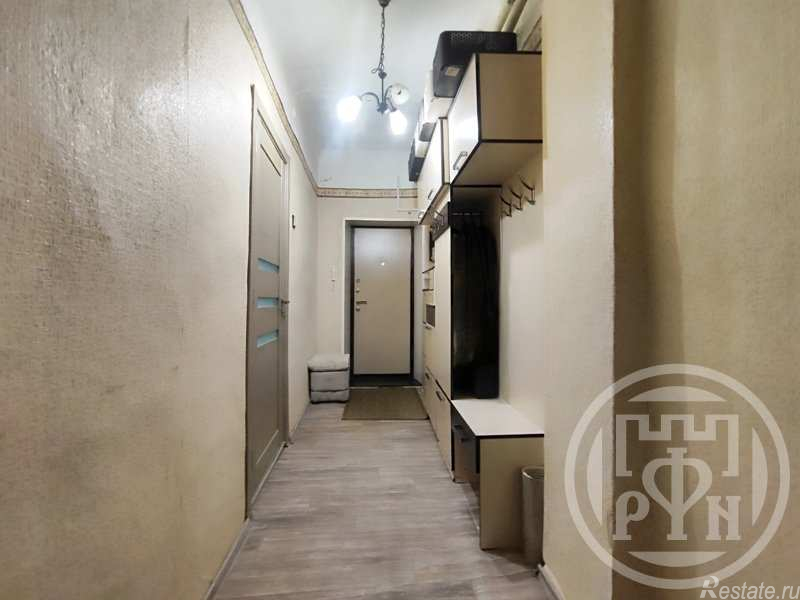 Продажа 2-комн квартиры на вторичном рынке Кировск г., Победы ул. ,  д. 3