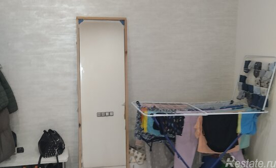 Продажа 1-комн квартиры на вторичном рынке Лобня, ул Центральная,  д. 4